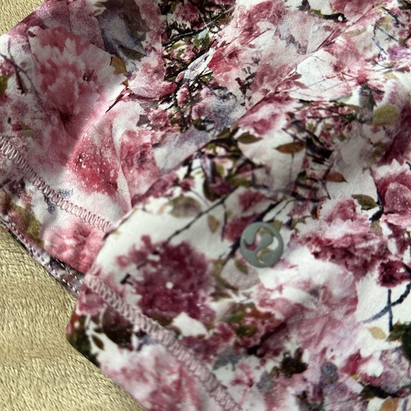 Rare Lululemon skirt / skort - Picture 5 of 10